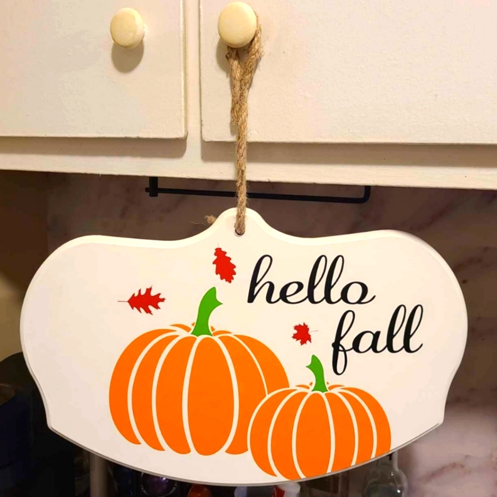 Hello Fall Sign